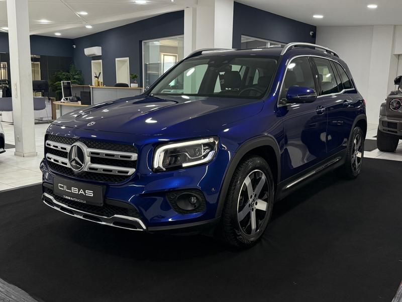 Mercedes-Benz GLB 220