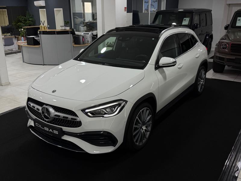 Mercedes-Benz GLA 200