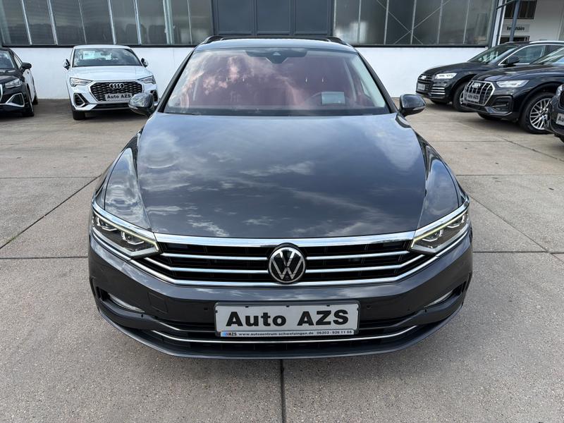 VW Passat Variant