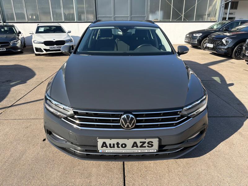 VW Passat Variant
