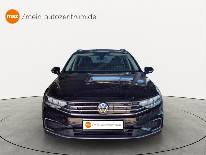 VW Passat Variant