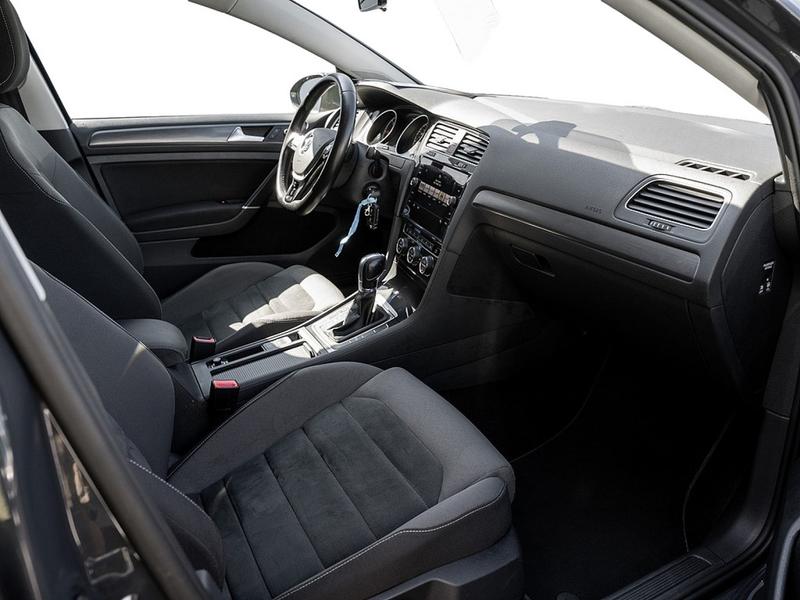 VW Golf