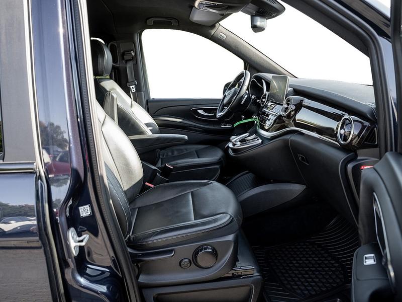Mercedes-Benz V 250