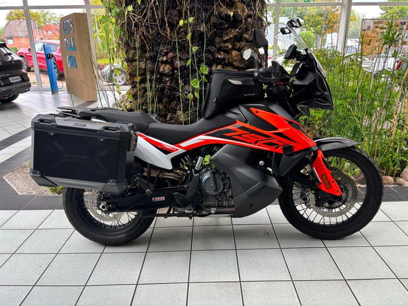 KTM 790 Adventure