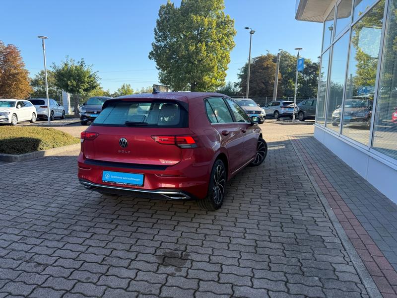 VW Golf