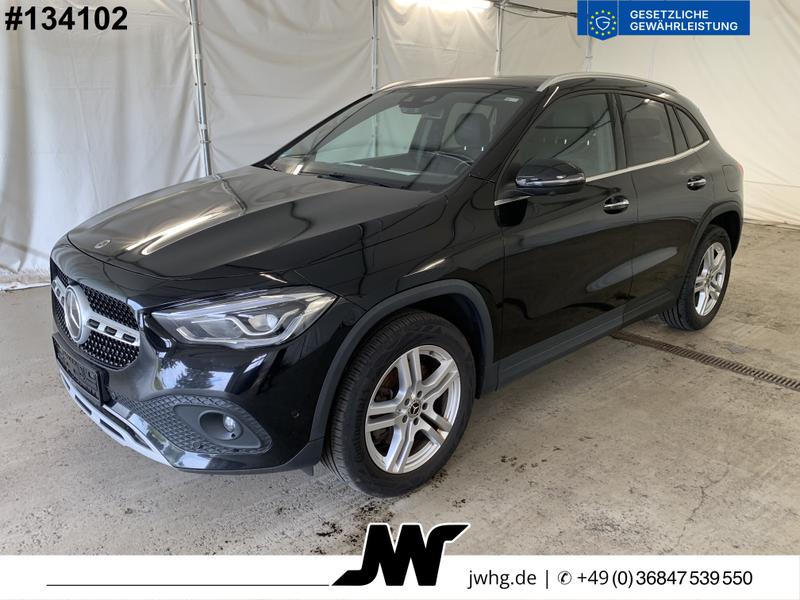 Mercedes-Benz GLA 220