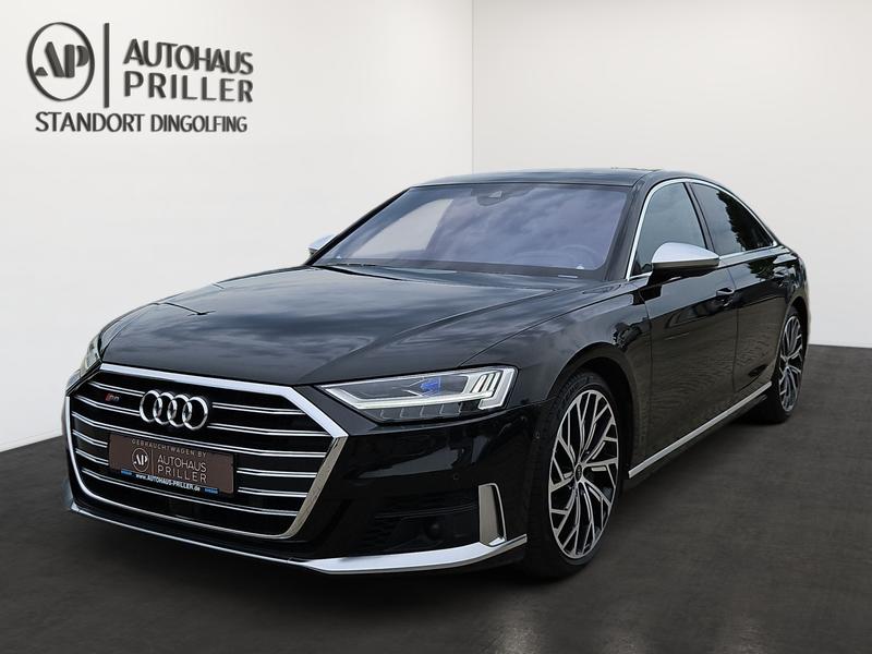 Audi S8