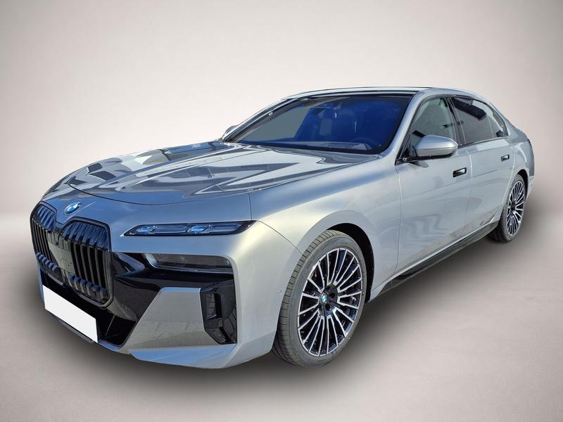 BMW 740