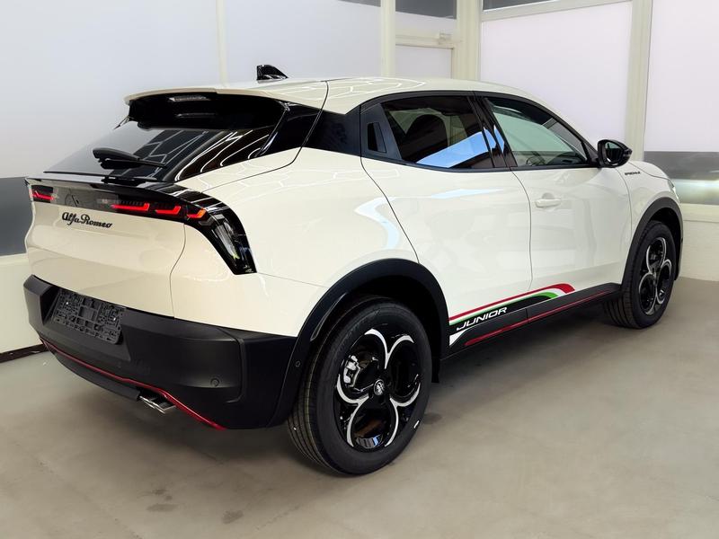 Alfa Romeo Junior