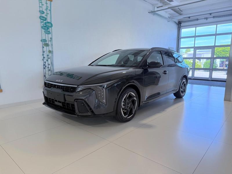 Kia K4