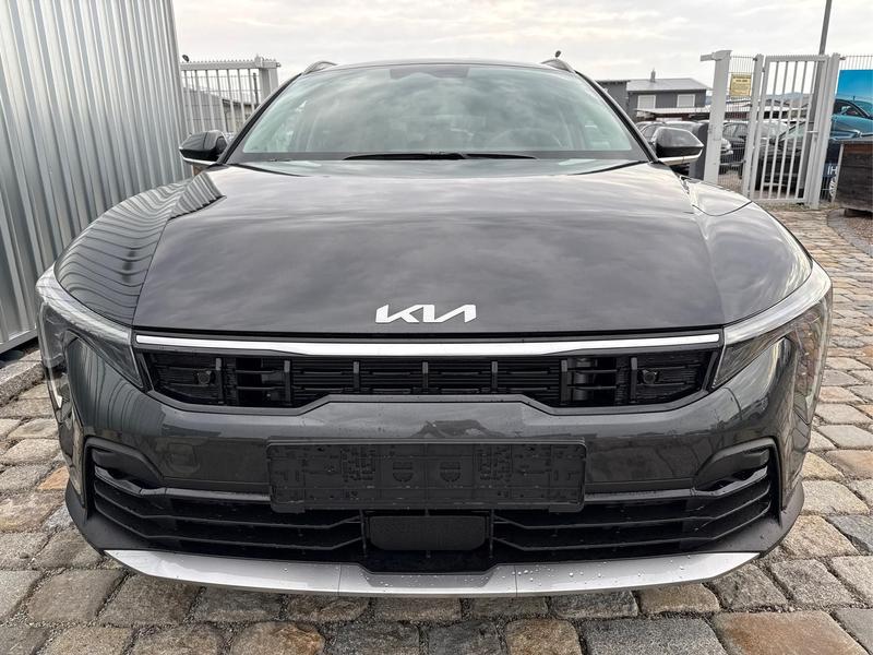 Kia K4